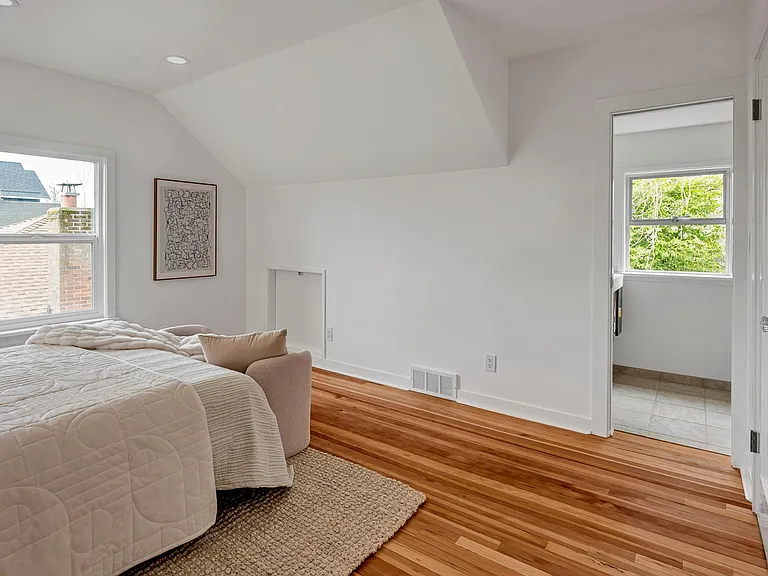 808 W Armour St — Photo 40