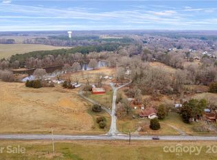 2022 New Town Rd, Monroe, NC 28110