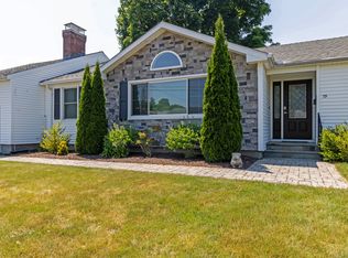 79-2 Stonegate Dr, Wethersfield, CT 06109