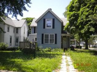 311 6th Ave, Sterling, IL 61081