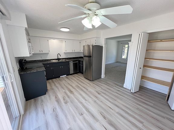 4th image of 1000 1st St