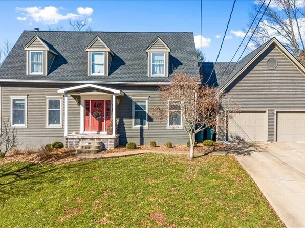 123 Canterbury Dr, Parkersburg, WV 26104