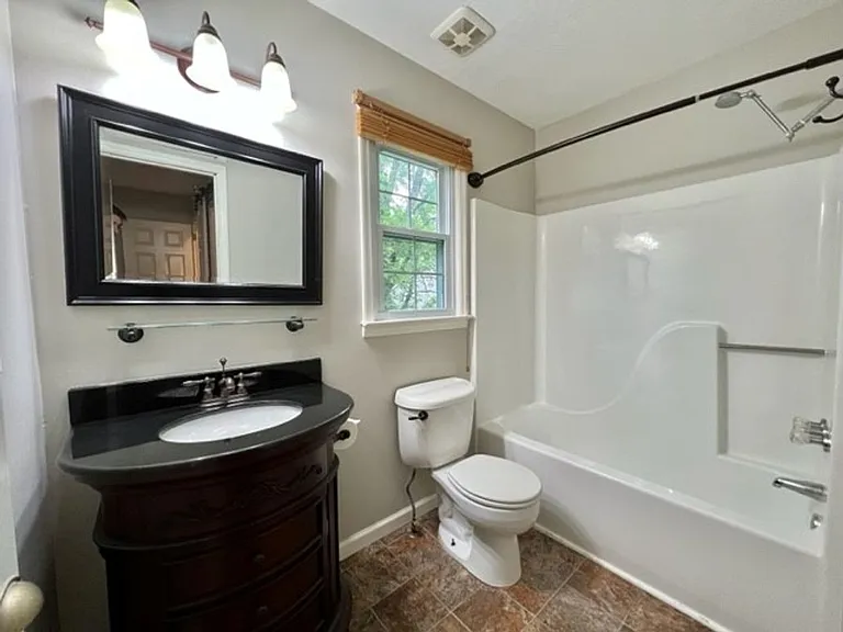 720 Eugenia Ct — Photo 12