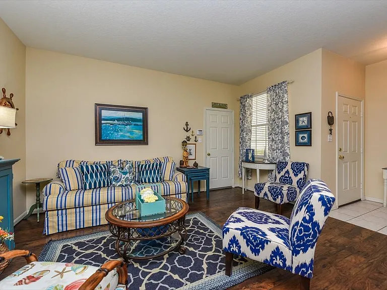 3413 Parkridge Cir — Photo 5