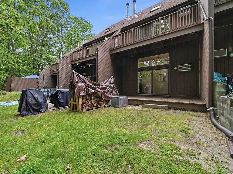 25 Silverton Dr — Photo 21