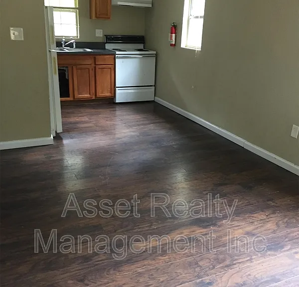 608 Lester Rd #3 — Photo 4