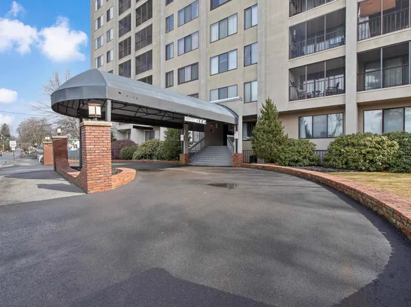 55 River Road #7H, Manchester, NH 03104