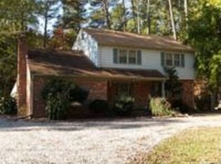 1001 York Warwick Dr, Yorktown, VA 23692