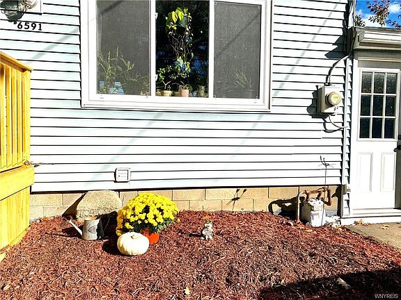 5th image of 6591 Hamilton Dr
