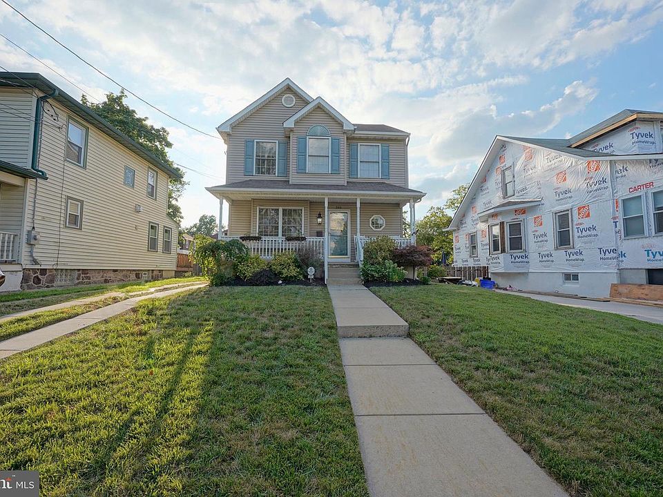 1st image of 241 Woodlawn Ter