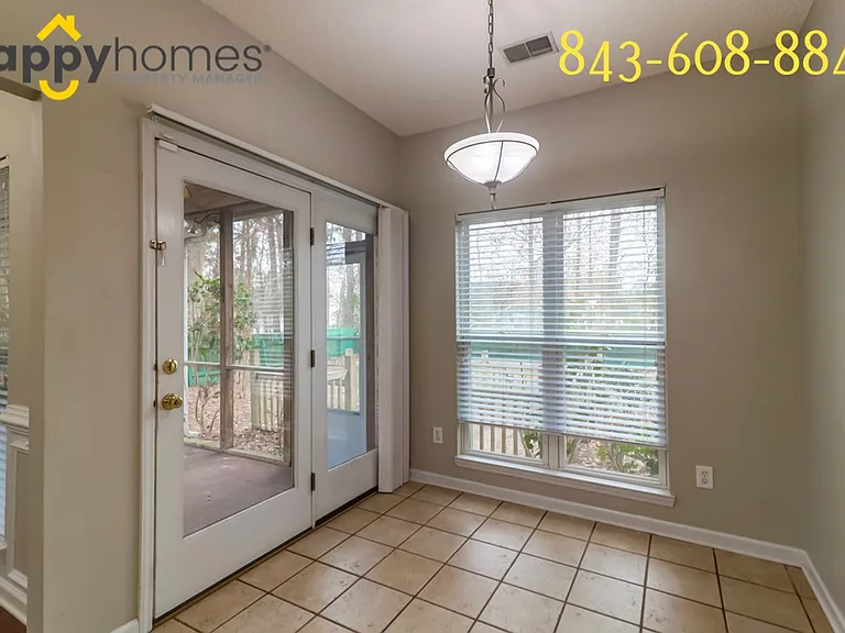 7896 Sabalridge Dr — Photo 14