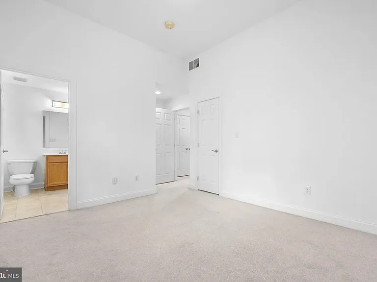 146 Christina Landing Dr — Photo 16