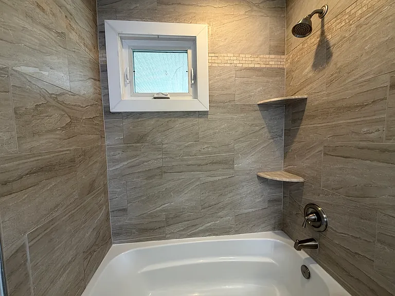 3211 Carillon Dr — Photo 10