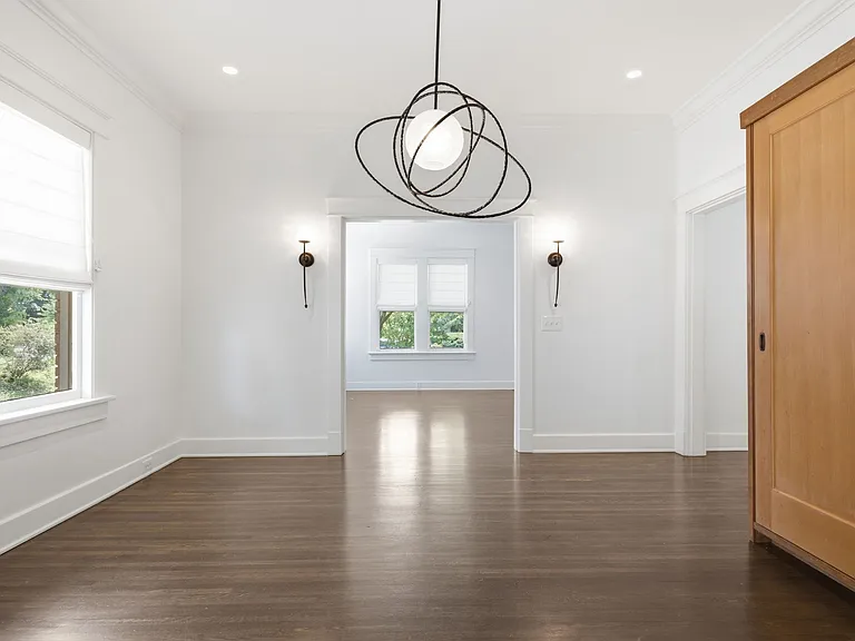 227 Carden Ave — Photo 16