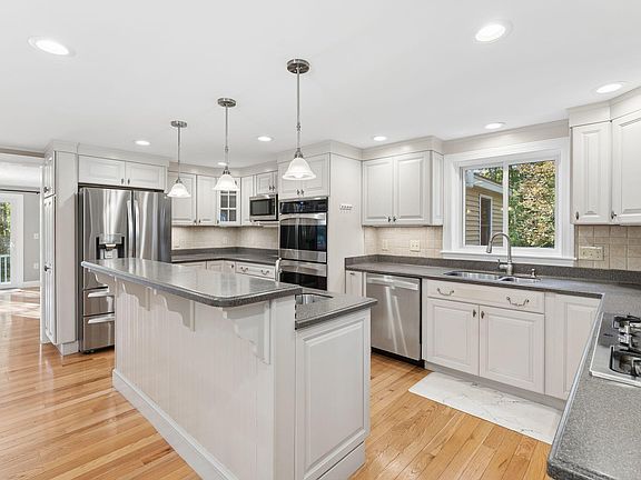 2nd image of 304 Blanchard Road