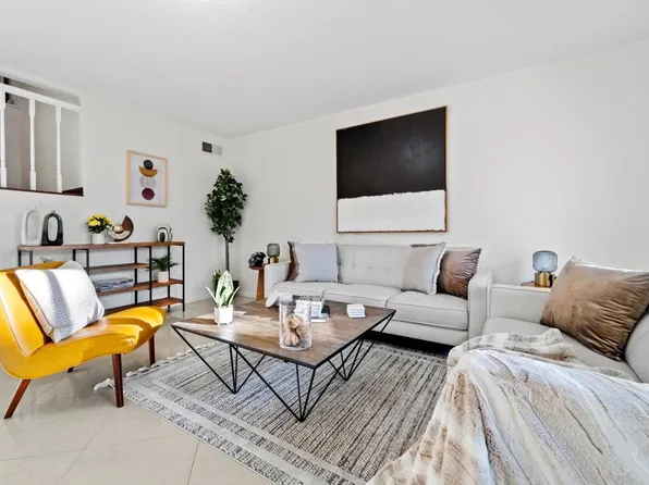 5356 Caminito Velasquez, San Diego, CA 92124