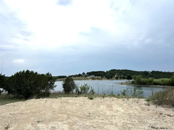 810 Anglers Rdg, Bluff Dale, TX 76433