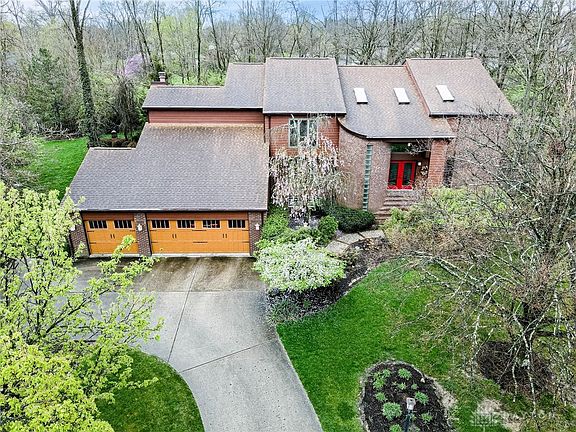 3rd image of 1990 Woodson Ct