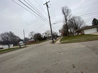 3689 Canal Ave SW, Grandville, MI 49418