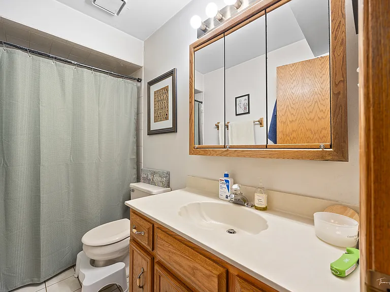 1509 E 31st St #2 — Photo 17