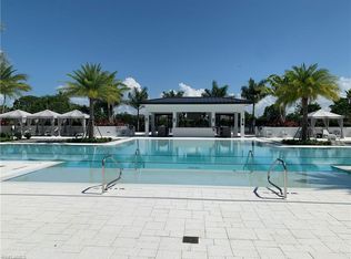 3797 Helmsman Dr #317, Naples, FL 34120