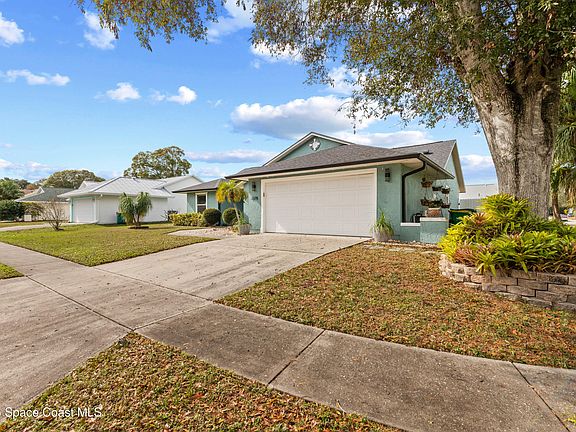 3rd image of 3378 Areca Palm Ave