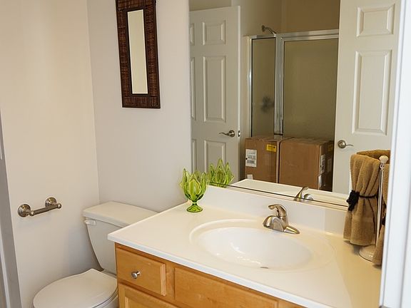 5th image of 2121 45th St #4-2245