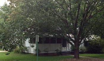 2nd image of 701 S Linden St