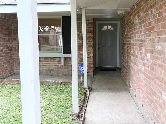 4th image of 20311 Fox Haven Ln