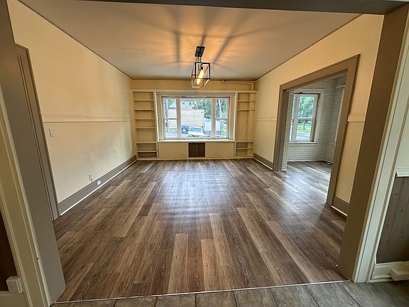 2nd image of 119 13th St N #4
