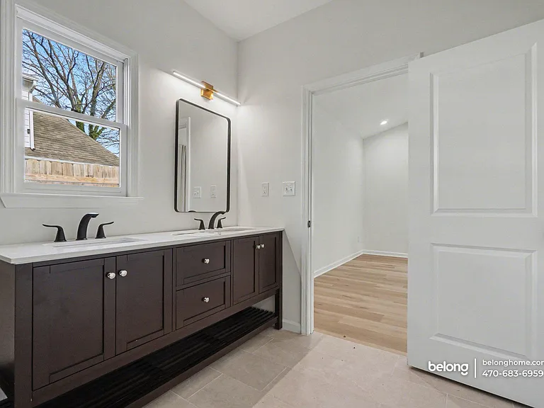 1017 Sparks St SW — Photo 19