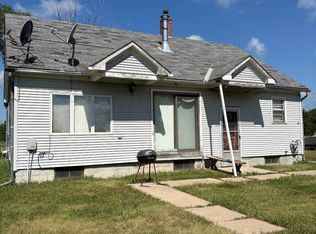 4640 W Powerline Rd, Ayr, NE 68925