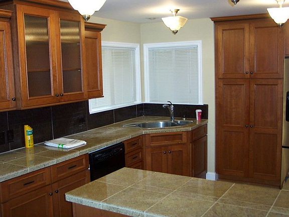 5th image of 11707 Crescent Valley Dr NW