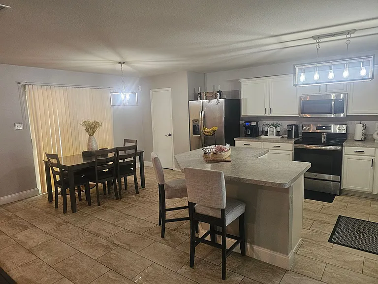 1306 Pigeon Ct — Photo 5