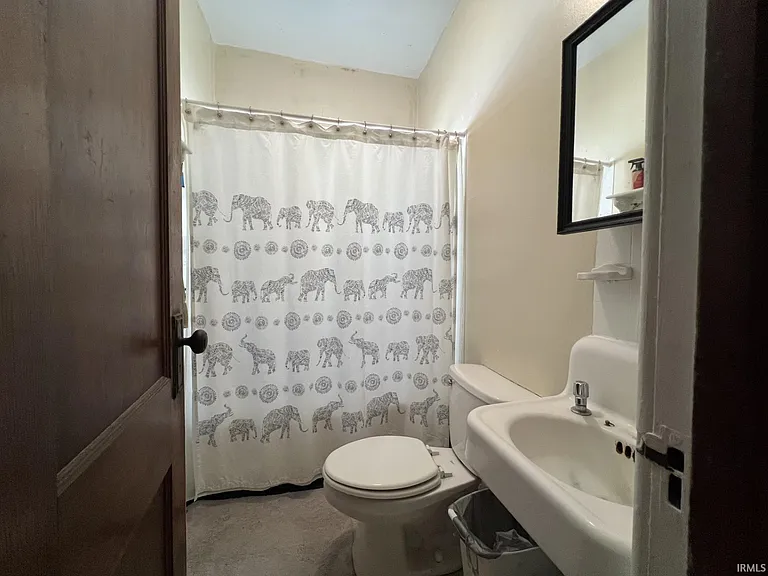 1407 S Washington St — Photo 11