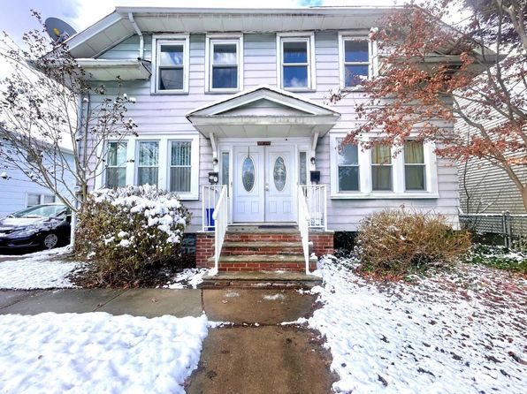 140 Barnard St