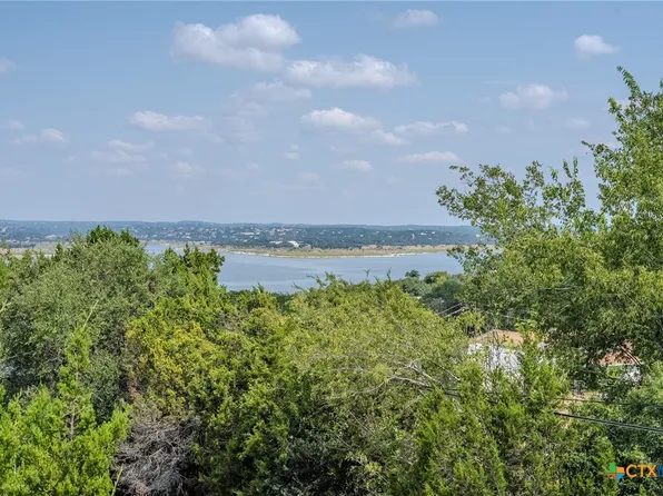 484 Glenn Dr, Canyon Lake, TX 78133