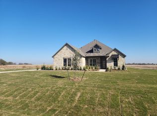 2516 Pyrite St, Krum, TX 76249