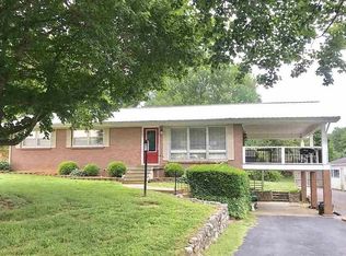 200 Jenkins Rd, Eddyville, KY 42038