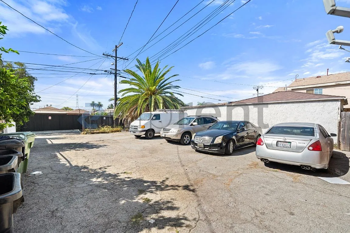 2 bed, 850 sqft, $2,800 — Photo 4