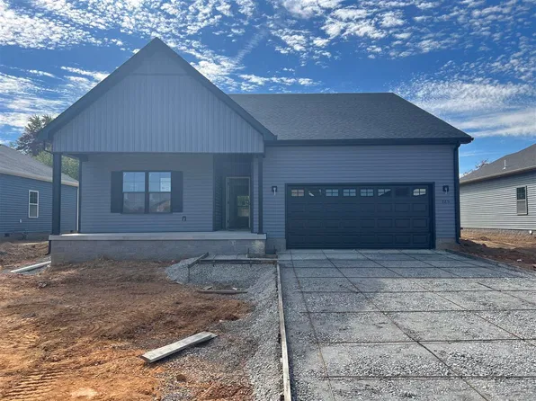 325 Memphis St, Scottsville, KY 42164