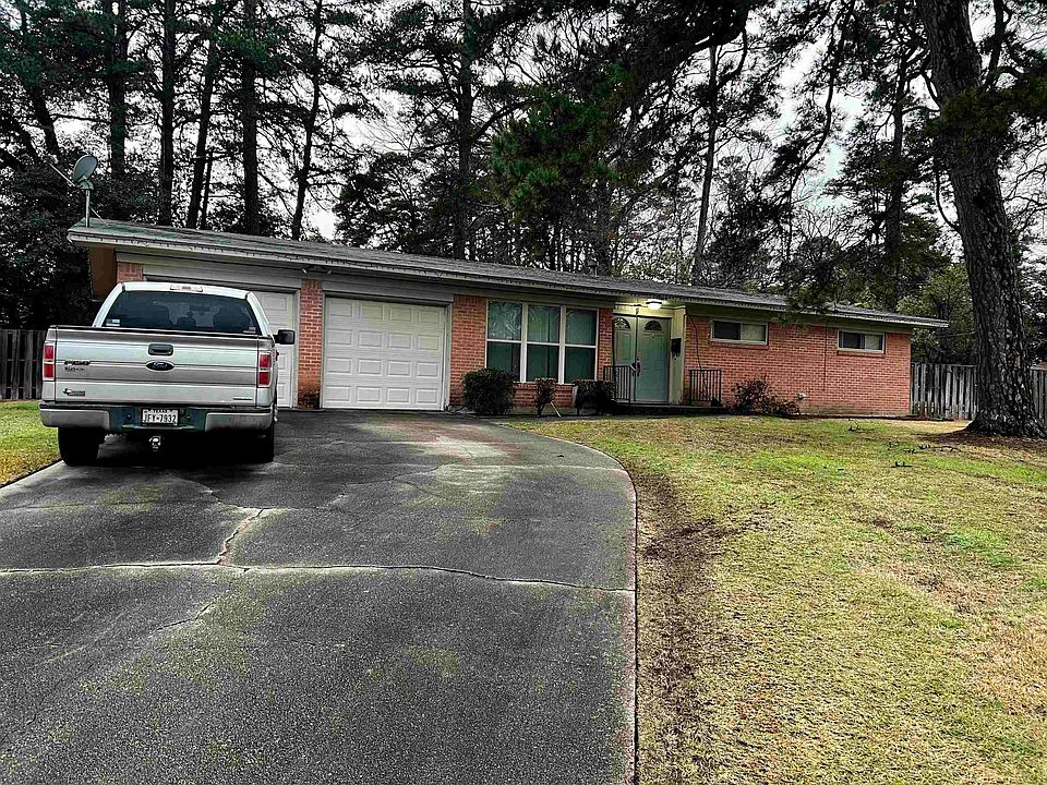 1st image of 4009 Potomac Cir