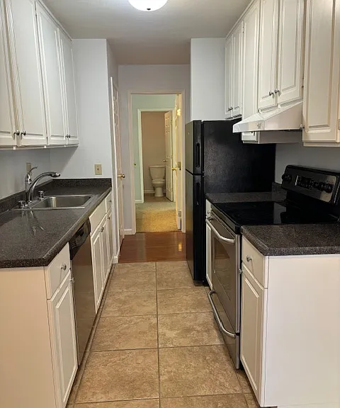 877 Woodside Ln E #9 — Photo 4