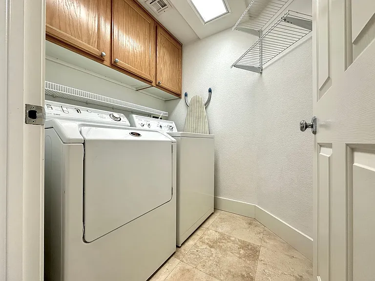 244 Silver Castle St — Photo 23