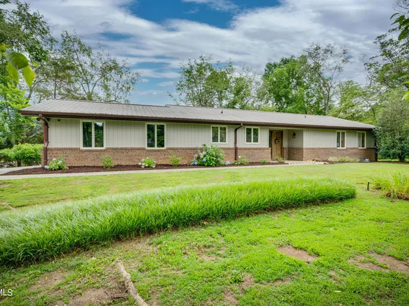 1908 Pleasant View Dr, Johnson City, TN 37604