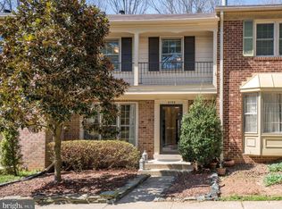 5758 Crownleigh Ct, Burke, VA 22015