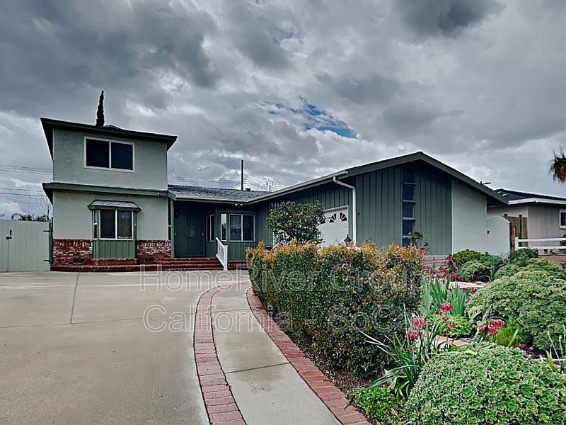 12619 Gladstone Ave, Sylmar, CA 91342 | Zillow