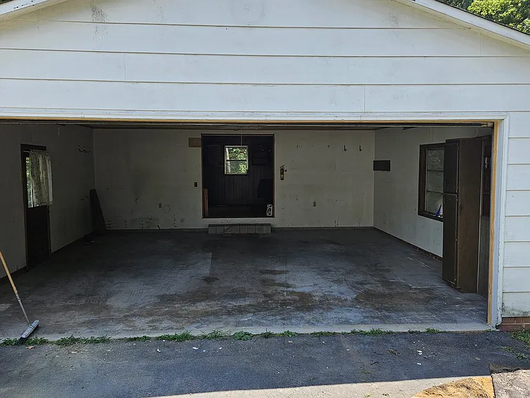 4340 Maranda Rd — Photo 10