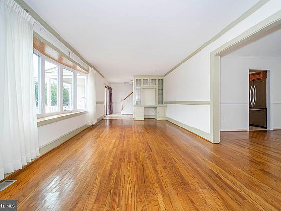5th image of 3113 Wilmont Dr