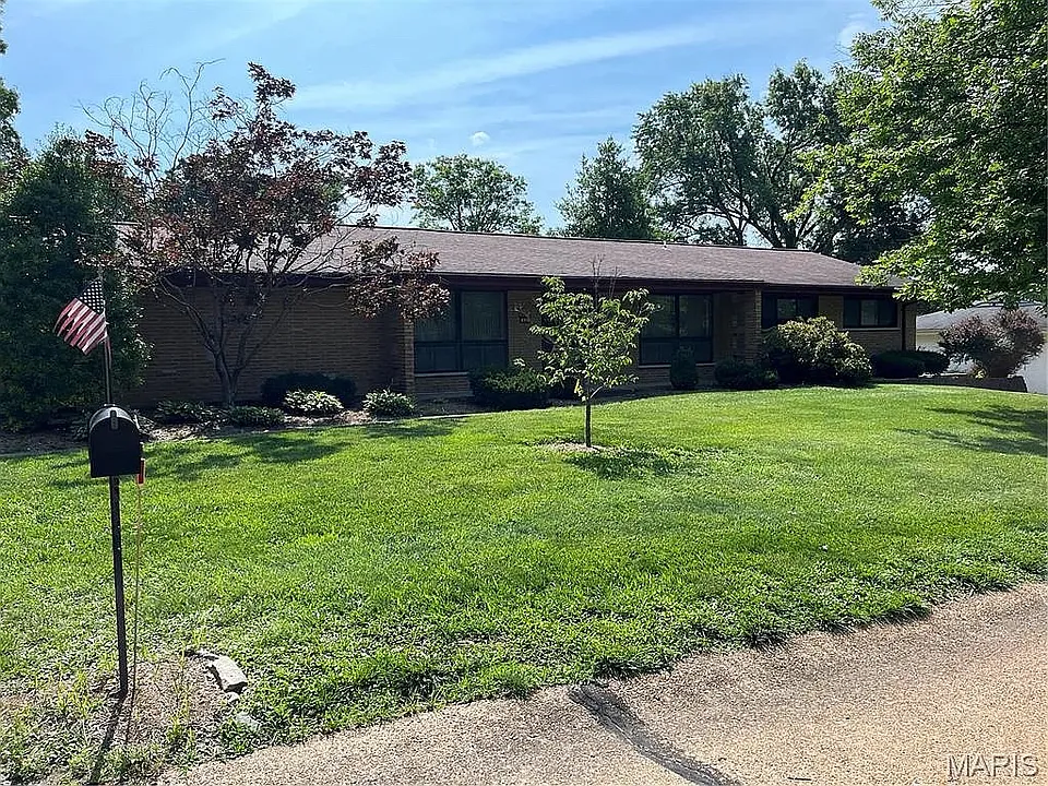 832 Aldan Dr